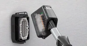 Carcasas de plástico para conectores industriales