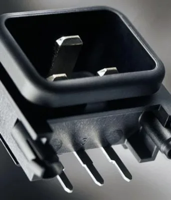 Conector IEC C20 para tarjetas de circuito impreso