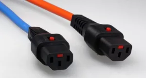 Sistema de bloqueo para cables de alimentación