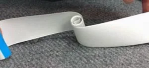Cable flexible plano retráctil