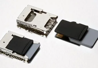 Conectores combinados microSD/SIM