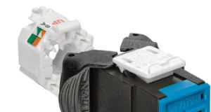 Conectores UTP apantallados