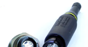 Conector con calificación para usos militares