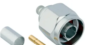 Conectores para uso con cables de baja pérdida
