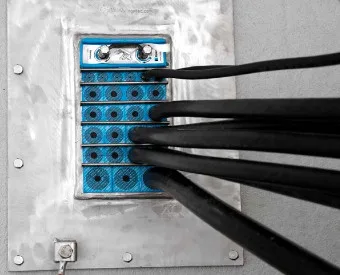 Marco para cables en paredes