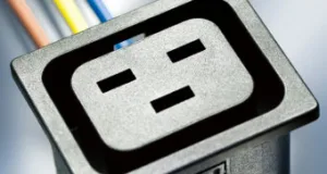 Toma de corriente IEC