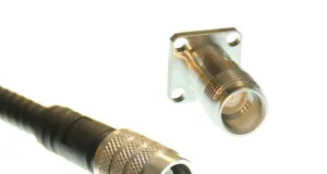 Conector RF de bajo PIM