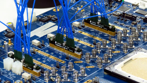 Conectores multicoaxiales de 20, 40 y 70 GHz