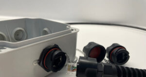 Conector SP6FCOWP Cat6 apantallado e impermeable