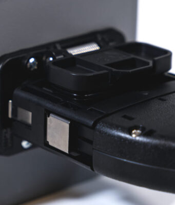 SBSX-75A Conector sellado con nuevas funciones