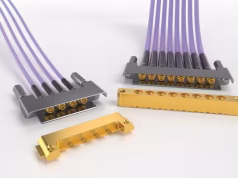 Interconectores SMPM roscados multi‑puerto